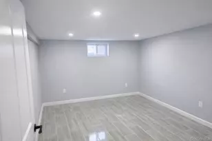 321 Oakford St, West Hempstead, NY 11552 - Photo 12