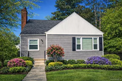 321 Oakford Street, West Hempstead, NY 11552 - Photo 1