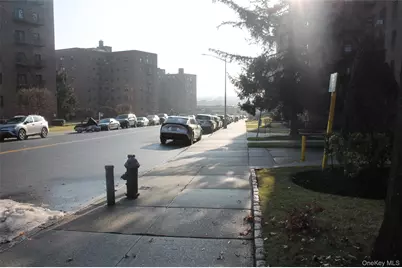 87-30 204th Street #B-56, Hollis, NY 11423 - Photo 4