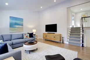 26 Marlin Ln, Port Washington, NY 11050 - Photo 14