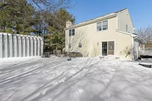 77 Fairway Dr, Wading River, NY 11792 - Photo 24