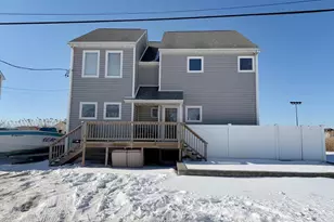 891 S Bay St, Lindenhurst, NY 11757 - Photo 2