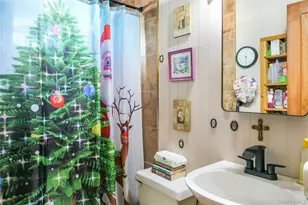 15 Private Rd, Medford, NY 11763 - Photo 8