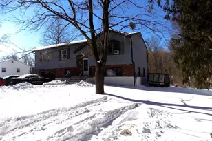 16 Baldwin Dr, Wappingers Falls, NY 12590 - Photo 2