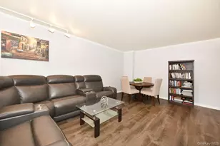 101 Lincoln Ave, Mineola, NY 11501 - Photo 8