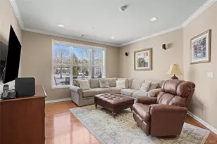 17 Sonata Ct, Lake Grove, NY 11755 - Photo 12
