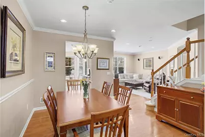 17 Sonata Court, Lake Grove, NY 11755 - Photo 4