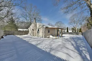 17 Arnold Dr, Middle Island, NY 11953 - Photo 20