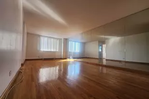 1 Bay Club, Bayside, NY 11360 - Photo 8