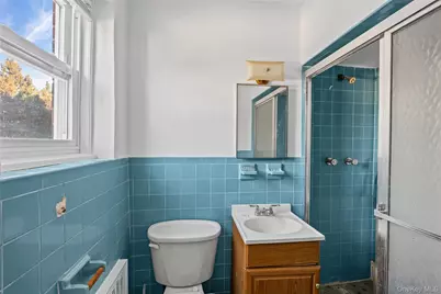 70 North Grove #1N, Freeport, NY 11520 - Photo 18