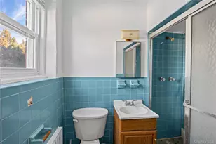 70 North Grove, Freeport, NY 11520 - Photo 18