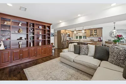 16215 85th Street, Howard Beach, NY 11414 - Photo 2