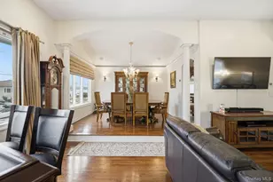 162-15 85th St, Howard Beach, NY 11414 - Photo 8