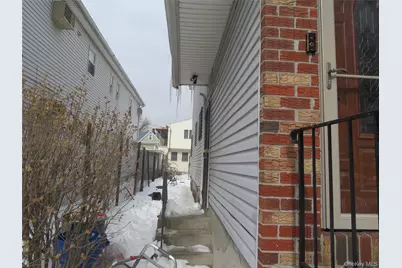 14207 135th Avenue, Jamaica, NY 11436 - Photo 4