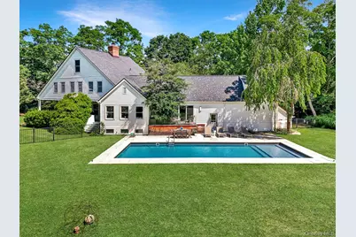 17 Oak Meadow Lane, Bellport, NY 11713 - Photo 1