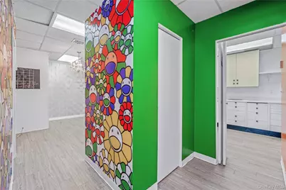 30 S Ocean Avenue, Freeport, NY 11520 - Photo 12