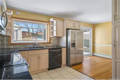 285 Madison Avenue, Port Chester, NY 10573 - Photo 8