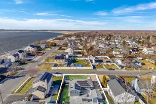 6 Rugby Dr, Shirley, NY 11967 - Photo 34