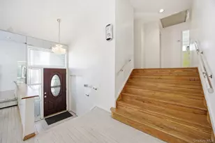 87 Executive Dr, New Hyde Park, NY 11040 - Photo 6