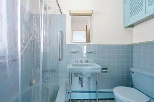 311 Cedar St, West Hempstead, NY 11550 - Photo 12