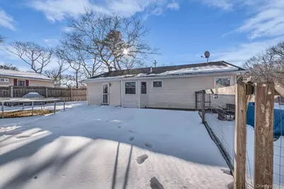 79 Stuyvesant Avenue, Mastic, NY 11950 - Photo 12