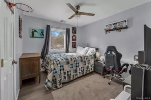 79 Stuyvesant Ave, Mastic, NY 11950 - Photo 10