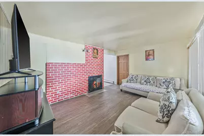 24 Beacon Lane, Hicksville, NY 11801 - Photo 14