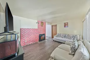 24 Beacon Ln, Hicksville, NY 11801 - Photo 14