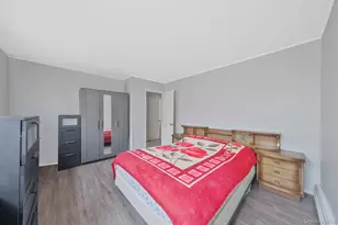 24 Beacon Ln, Hicksville, NY 11801 - Photo 18