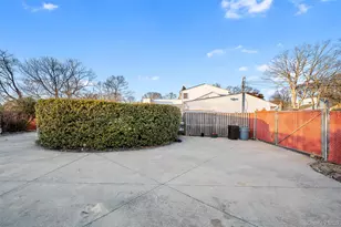 8 George Dr, Mastic, NY 11950 - Photo 12