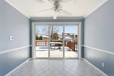 25 Rogers Lane, Smithtown, NY 11787 - Photo 12