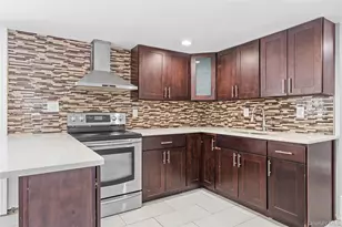 19 Scotch Pine Dr, Islandia, NY 11749 - Photo 8