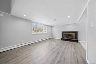 19 Scotch Pine Dr, Islandia, NY 11749 - Photo 4