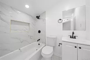 19 Scotch Pine Dr, Islandia, NY 11749 - Photo 20