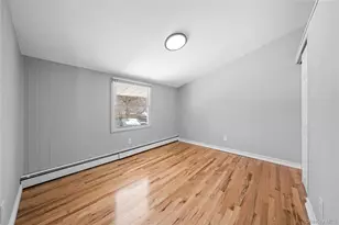 19 Scotch Pine Dr, Islandia, NY 11749 - Photo 16