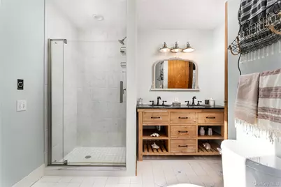 48 Island View Drive W, Sag Harbor, NY 11963 - Photo 18