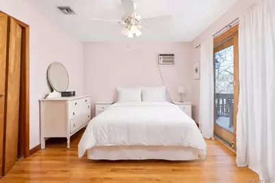 48 Island View Drive W, Sag Harbor, NY 11963 - Photo 16