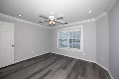 30 Overlook Drive #30, Farmingville, NY 11738 - Photo 10