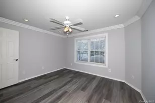 30 Overlook Dr, Farmingville, NY 11738 - Photo 10