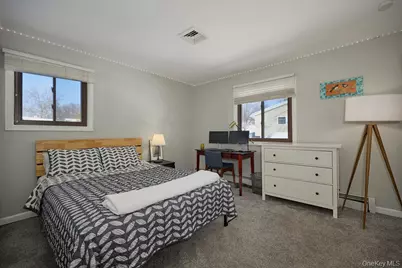 42 Rockwood Drive, Newburgh, NY 12550 - Photo 12