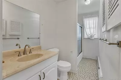 1055 Village Drive #1055, Hauppauge, NY 11788 - Photo 12