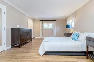 4 Chevy Chase Rd, Huntington, NY 11743 - Photo 16