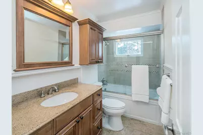 4 Chevy Chase Road, Huntington, NY 11743 - Photo 18