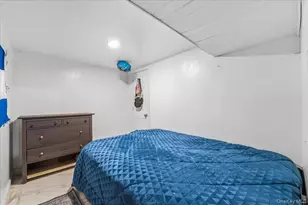 28 Hemlock St, Central Islip, NY 11722 - Photo 26