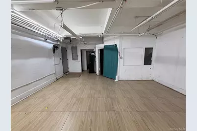 272 E 198th Street, Bronx, NY 10458 - Photo 20