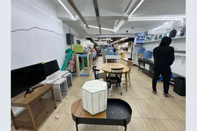 272 E 198th Street, Bronx, NY 10458 - Photo 2