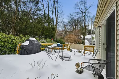 2 Forester Court, Northport, NY 11768 - Photo 36