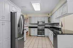 2 Forester Ct, Northport, NY 11768 - Photo 18