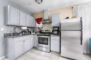 1031 E 216th St, Bronx, NY 10469 - Photo 4