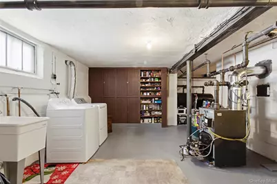 386 Bellevue Avenue, Yonkers, NY 10703 - Photo 16